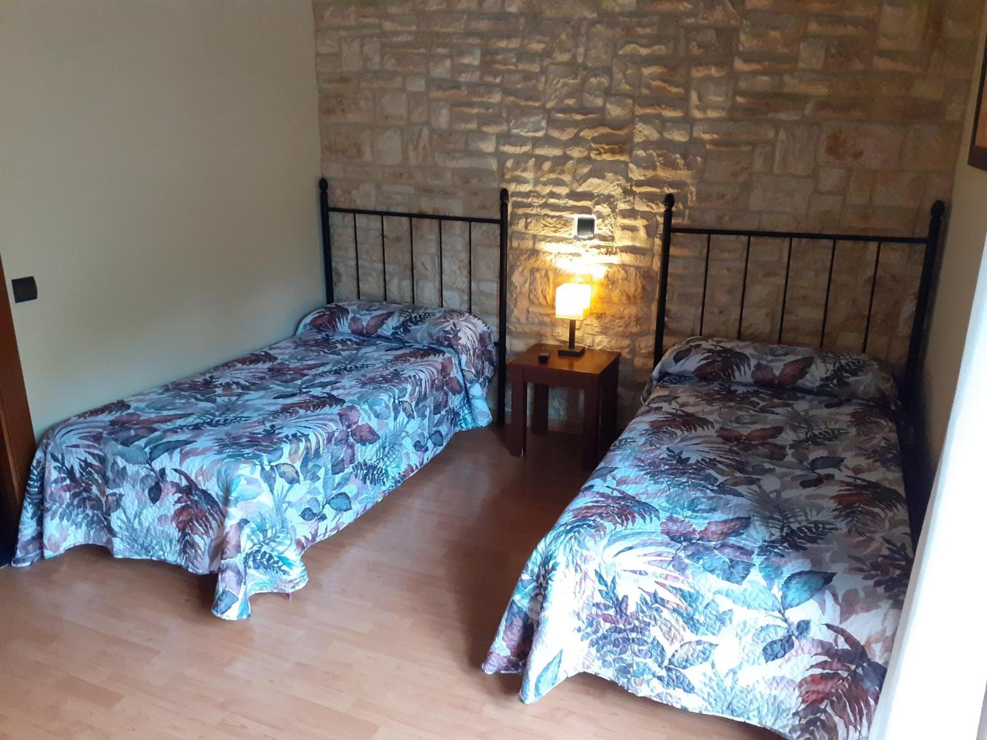 Hostal Del Senglar L'Espluga de Francoli Ngoại thất bức ảnh