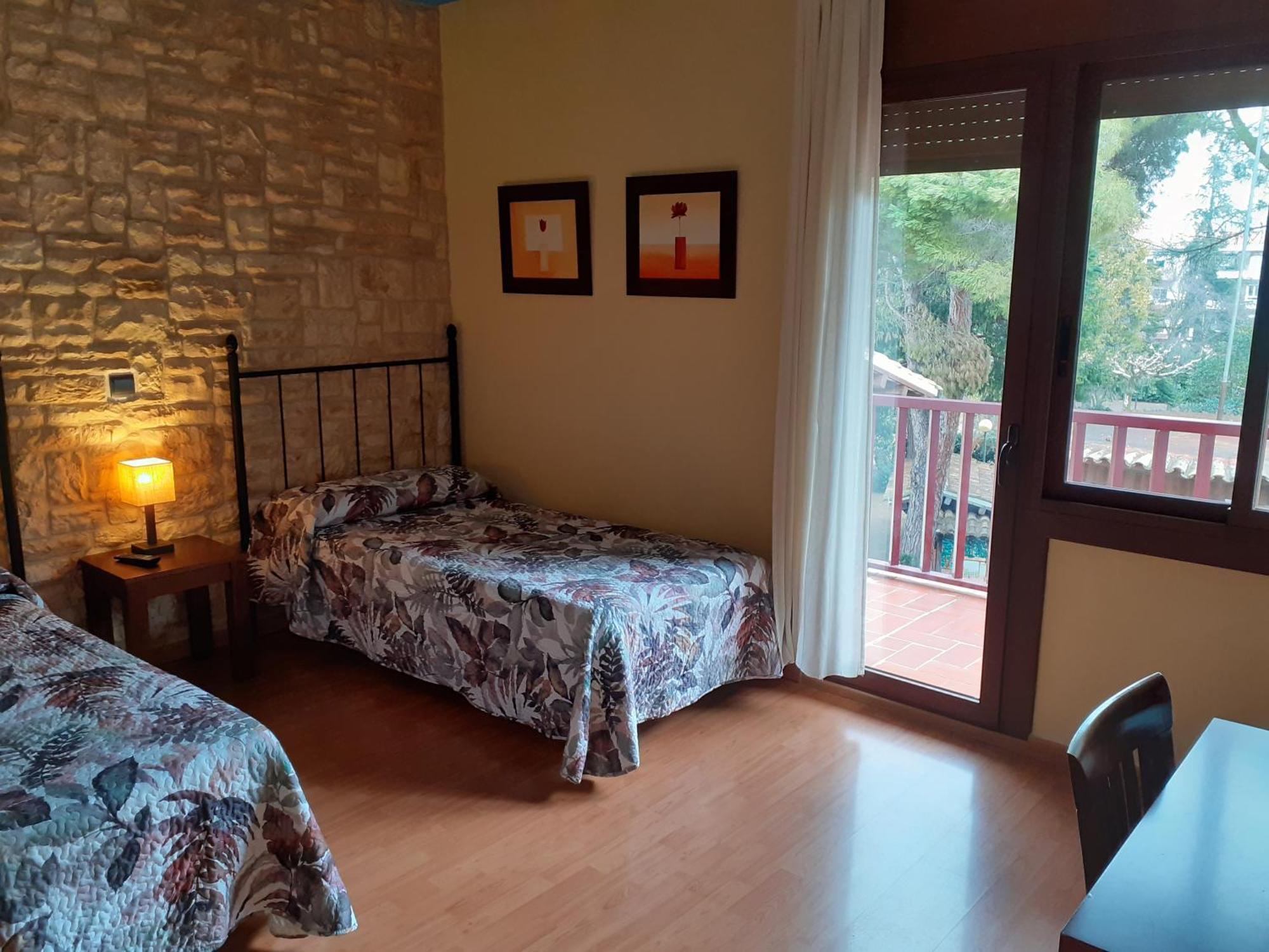 Hostal Del Senglar L'Espluga de Francoli Ngoại thất bức ảnh