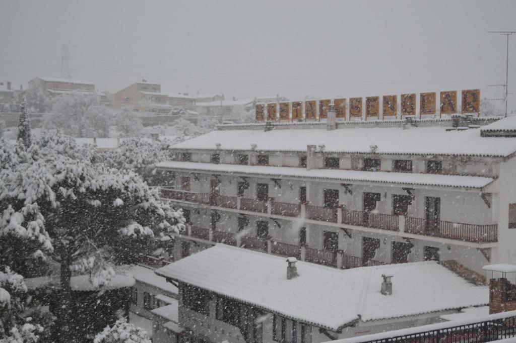 Hostal Del Senglar L'Espluga de Francoli Ngoại thất bức ảnh