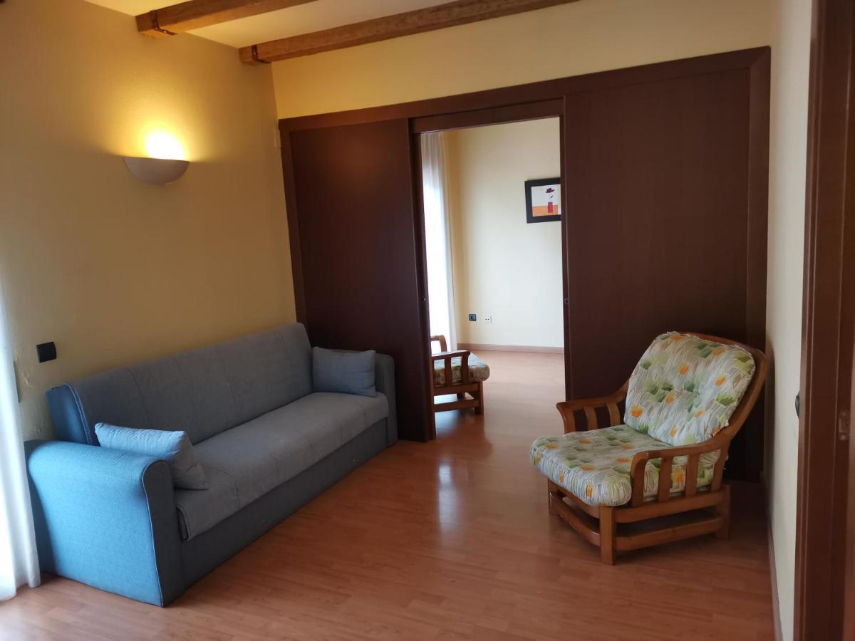 Hostal Del Senglar L'Espluga de Francoli Ngoại thất bức ảnh